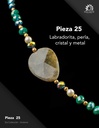 Pieza 25 · Labradorita, perla, cristal y metal